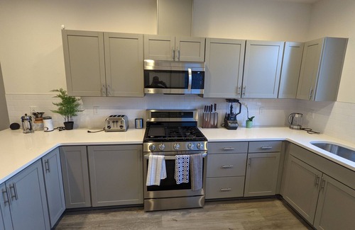 West Hills House | Brand new Contemporary Townhome, 5-mins. from St. Michael's Hospital