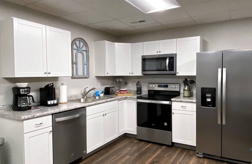 Marion Apartment | Brand new, conveniently located 2 bedroom apartment in Marion, KY