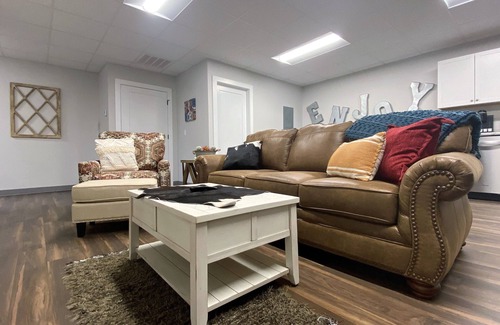 Marion Apartment | Brand new, conveniently located 2 bedroom apartment in Marion, KY
