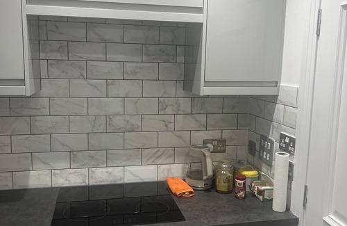 West Thurrock Apartment | Brand New cosy 2 bedroom apartment with early check in and late check out