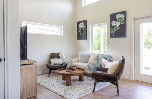 Warrenton House | Brand New Cottage | Serene Country Vibes | Near Round Top
