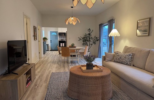 Michigan City Cottage | Brand New Cottage Walkable to All Downtown Michigan City & Beach!