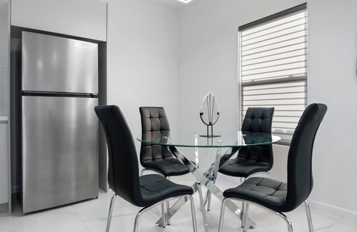 Pharr Apartment | Brand NEW Cozy 3 Bedroom Apartment conveniently located in Pharr-McAllen area!