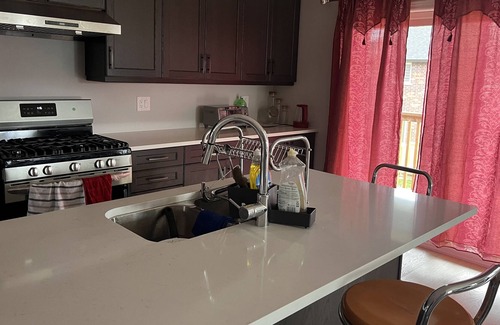 Peterborough House | Brand new cozy big space bedroom suite in Peterborough