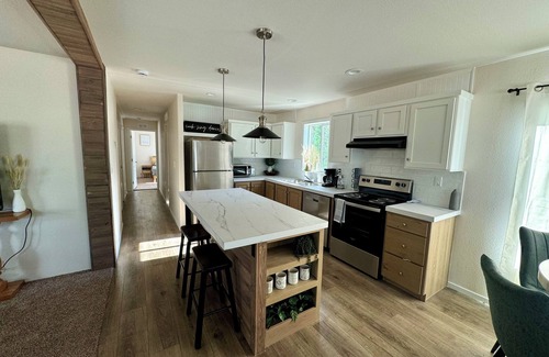 Duchesne House | Brand New Cozy Home in Duchesne