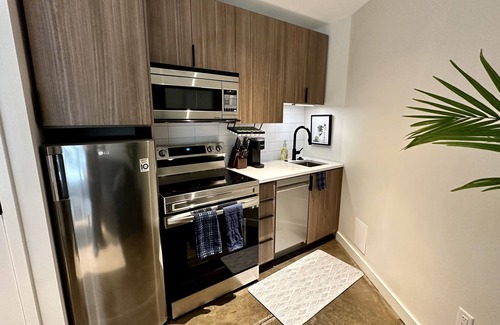 Sugar House Apartment | BRAND NEW! Cozy modern apartment minutes from downtown, 9 ski resorts & airport.