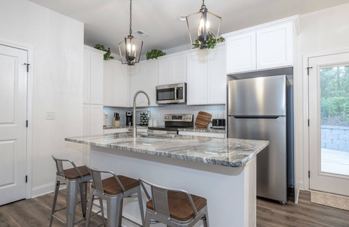 Durham House | Brand new, cozy, modern, close to Duke Hospitals and DPAC