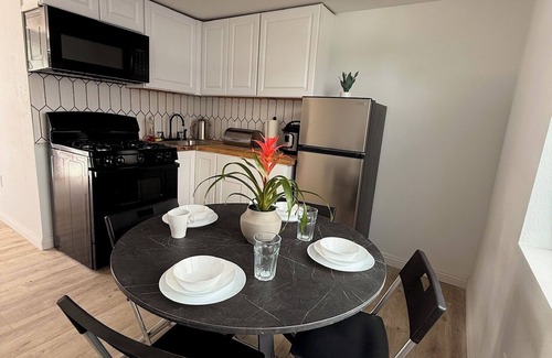 Woodland Hills Apartment | Brand new, cozy, private and peaceful one bedroom, one bath apartment