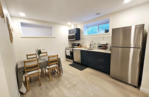 Colwood House | Brand New, Cozy, Quiet, Clean Basement Suite @ Royal Bay Close to Golf Courses