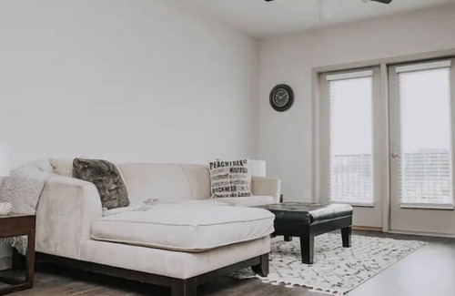Northlake Apartment | Brand New Cozy Simple comfort