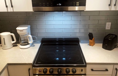 Surrey Newton Apartment | Brand new Cozy studio in upscale neighborhood!
