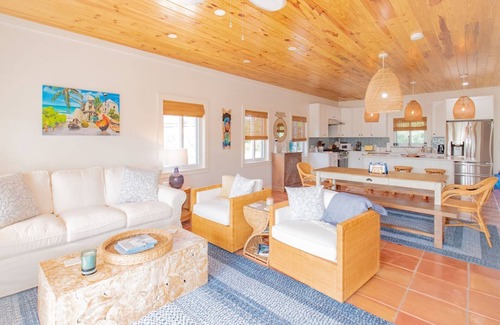 Governor's Harbour House | Brand New Designer Home w/Private Heated Pool, Golf Cart, Beach, Snorkeling