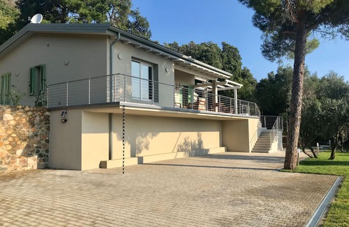 Bagno-Sprizze Villa | Brand new design villa with sea view