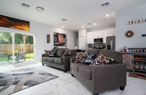 Orange City House | Brand New, Dog Friendly, 3Bd 2Ba, Great Location