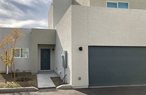 Paradise Valley Village House | Brand-new dog-friendly 2-story townhouse with outdoor pool, streaming, W/D, AC