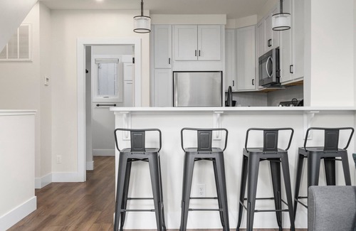 Traverse City Condo | BRAND NEW downtown rooftop condo with water views