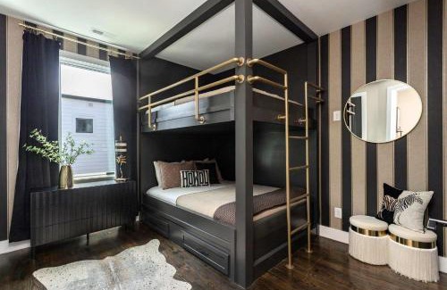 Buena Vista House | Brand New Elegance Rooftop Views of Nashville