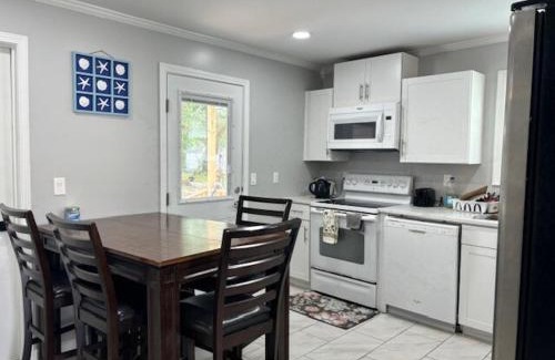 Almont House | Brand New Entire house in Atlantic