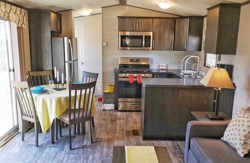 Washago House | Brand New Family Cottage at the Gateway of Muskoka.