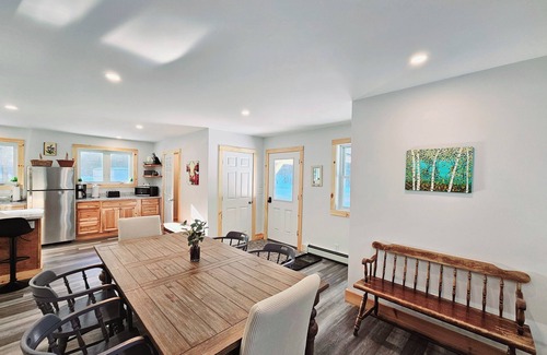 Moretown House | Brand new family home nestled in the woods close to Waterbury, Stowe, and Sugarbush with a hot tub