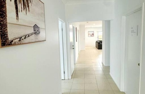 Park Ridge House | Brand New Fantastic Luxury 4 bedroom Home