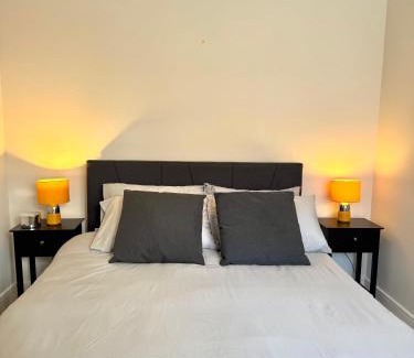 Rushmoor District Apartment | Brand-new flat, King Bed, Sofa Bed with full kitchen, Wi-Fi, self check-in Central location near everything