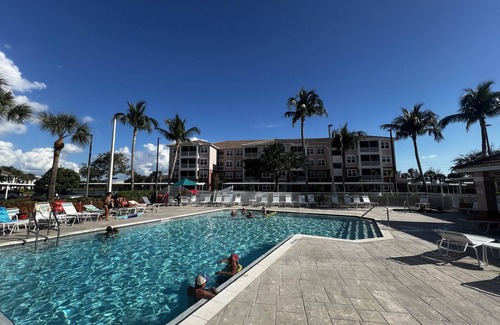 Majestic Palms Condo | Brand new fully furnished condo just minutes from Sanibel/Captiva beaches!