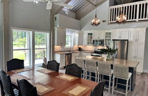 Statesboro House | Brand New Game Day Listing! GATA Getaway! 2 bed, 2 bath, 15 min from Stadium.