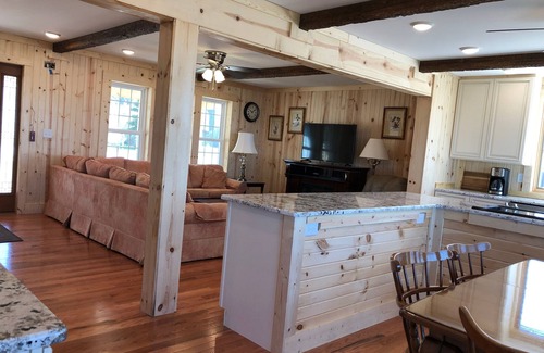 Vermilion House | BRAND NEW ! GORGEOUS 3 BEDROOM LAKEFRONT IN VERMILION