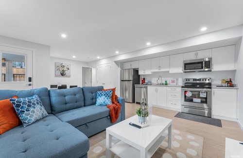 Surrey Apartment | Brand New Ground Level Guest Suite, Close to Beach, US Boarder