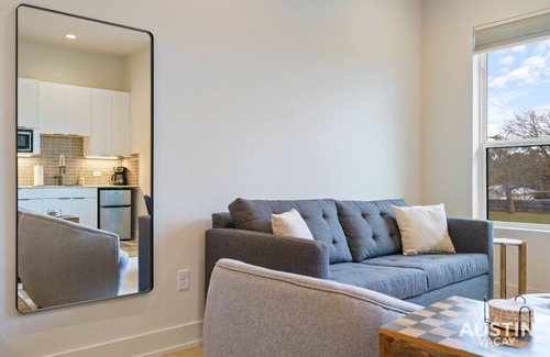 Lakeland Park Apartment | Brand New Guest Studio Apt w/King Bed + Kitchenette in Steiner Ranch