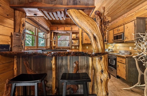 Ellijay Cabin | Brand New Guesthouse with Huge Game Room! Gorgeous Creekside Lodge! Sleeps 14!