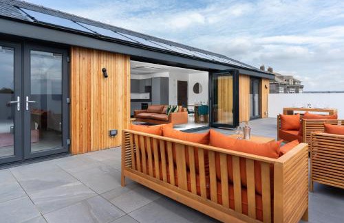 Saint Erth Praze House | Brand new, Gwithian lodge, eco home