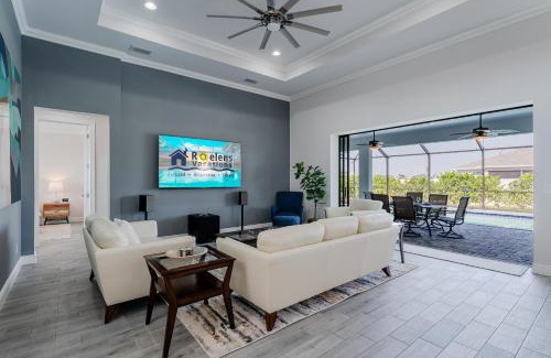 Mariner House | BRAND NEW - Heated Pool & Modern Upgrades! - Villa Moonlight Breeze - Roelens Vacations