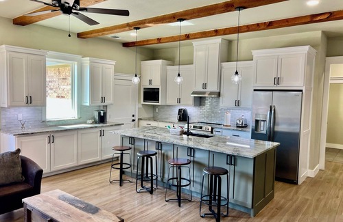 Granbury House | Brand New Hill Country Retreat: Stunning Views & Lake Access-Family Perfect