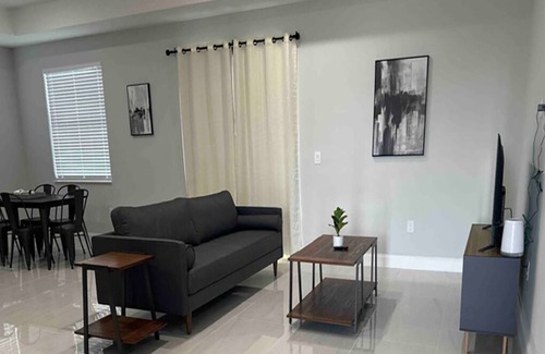 Harris House | Brand New Home, Bay Cruiser