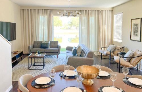 Bridgewater Crossing House | BRAND NEW HOME - First guests! Amazing House Lake View 11