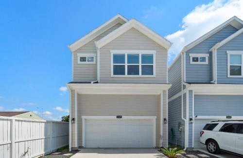 Northside House | Brand new home great for family!