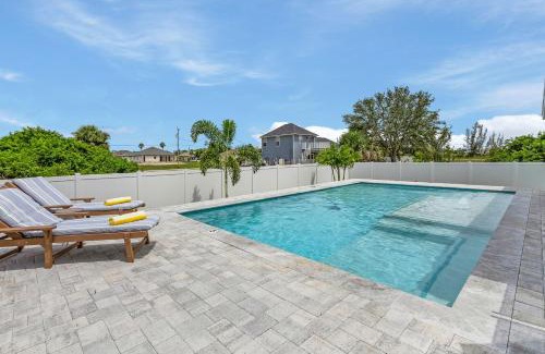 Burnt Store House | Brand New Home, Heated Pool, Sleeps 8 - Villa Kayo Kosta - Roelens Vacations