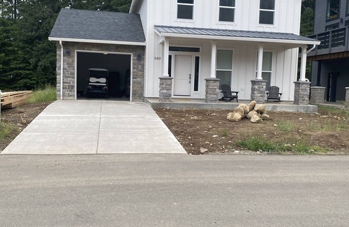 Detroit House | Brand new home in Detroit Oregon