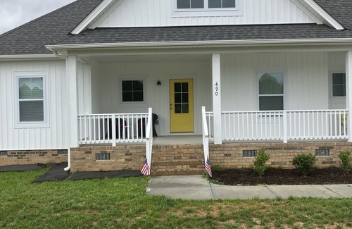 Wise House | Brand new home on Kerr Lake