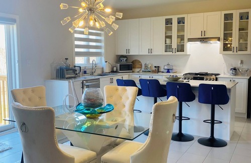 Simcoe House | Brand new home only 10 minutes from the beach! Stunning, quiet, family oriented!
