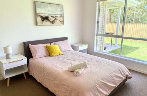 Park Ridge House | Brand New Home - Spacious Family Retreat
