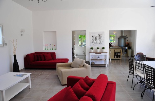 Vaison-la-Romaine House | Brand new house, with all comfort and pool, at the foot of the Mont Ventoux.