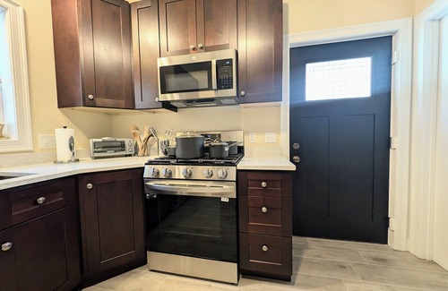 Indian Hill House | Brand new house close to downtown & attractions. Fenced in- Pet/family friendly