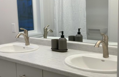 Port Elgin Villa | Brand new house near Lake Huron