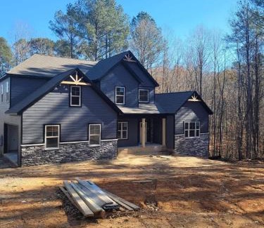 Catawba House | Brand New Lake Norman Home Pool & Hot Tub