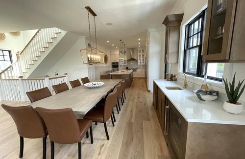 Admiral Estates House | Brand new large luxury beach house with inground pool!