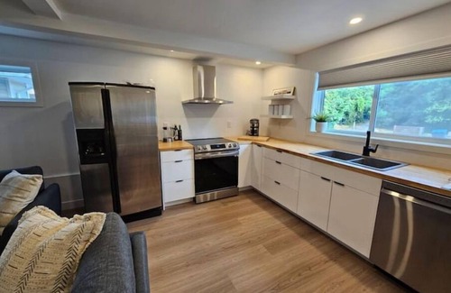 Okanagan-Similkameen House | Brand new, licensed suite at KVR trailhead