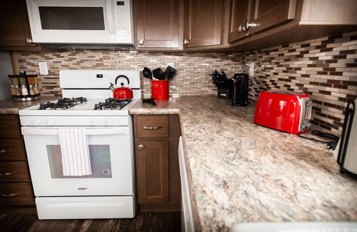 Williams House | Brand New located in Historical downtown Williams!